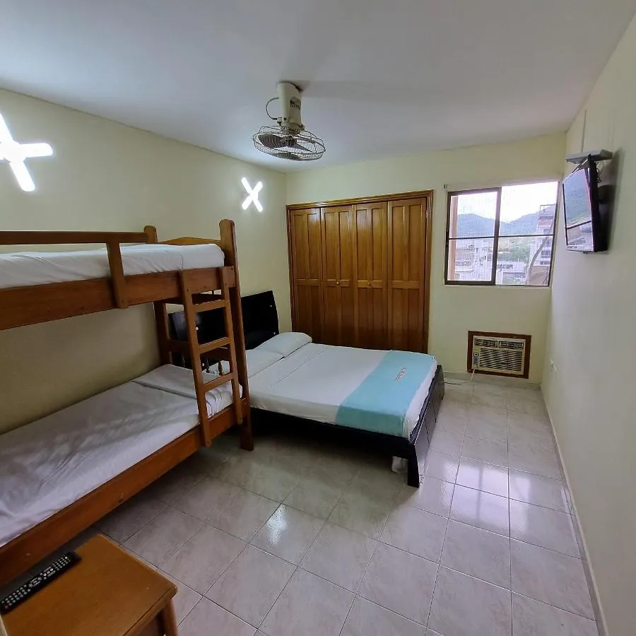 Apartamento en Santa Marta- Rodadero con escritorio y Balcón